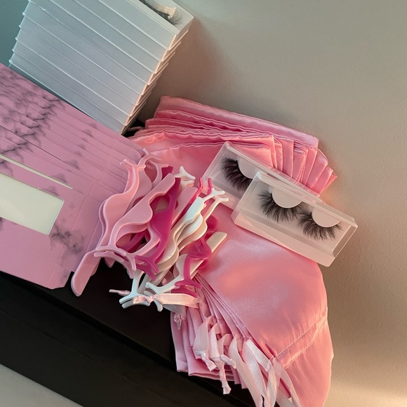 Lash Startup Kit - Picture 1 of 1